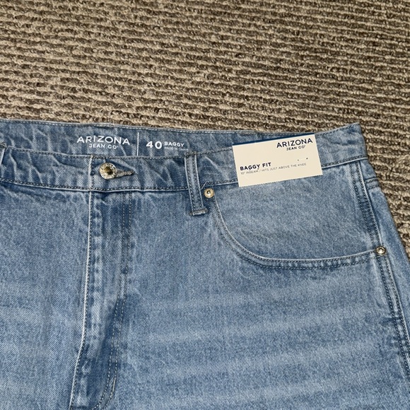 NEW WITH TAG ARIZONA BAGGY fit shorts - Picture 2 of 5